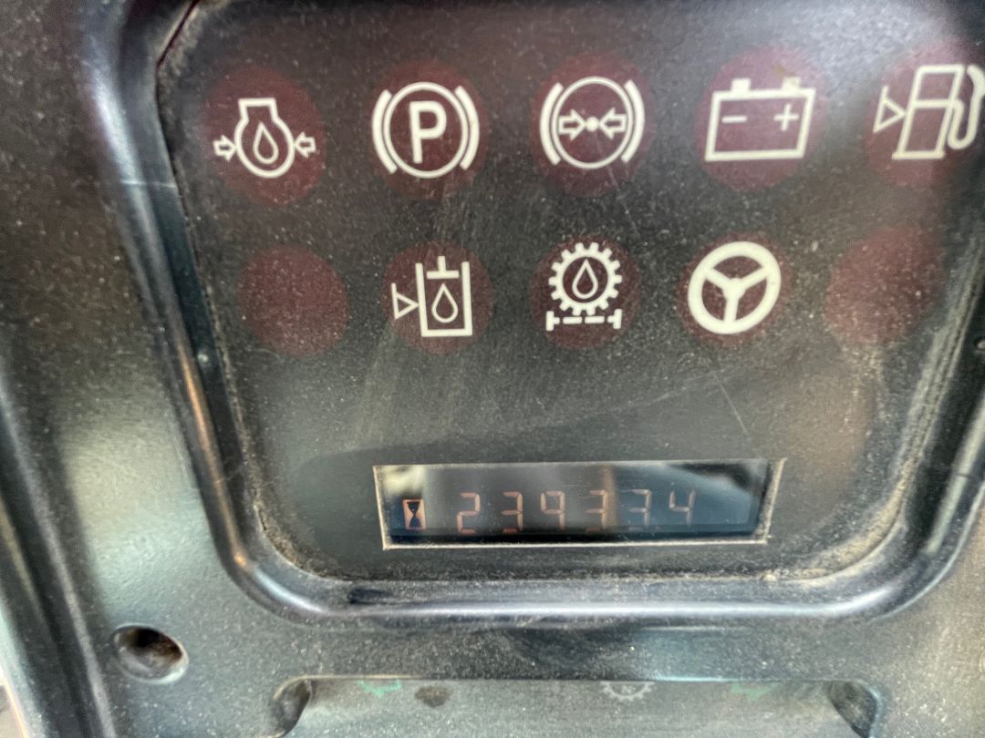 1999 CATERPILLAR 826G - Image 24